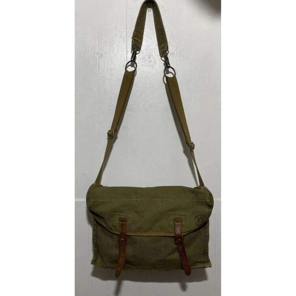American Eagle Outfitters Y2K Canvas Messenger Bag Army Green Vintage Utility